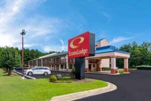 Econo Lodge near me