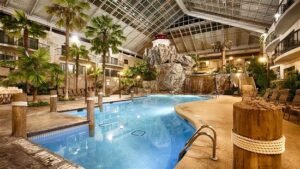 Hotels near me with Pool